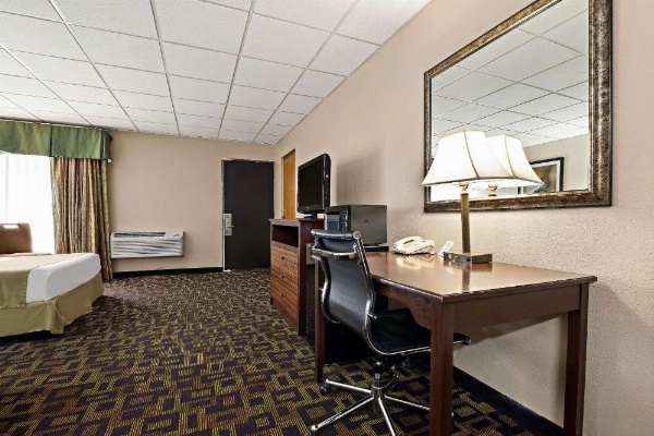 Rodeway Inn image 14